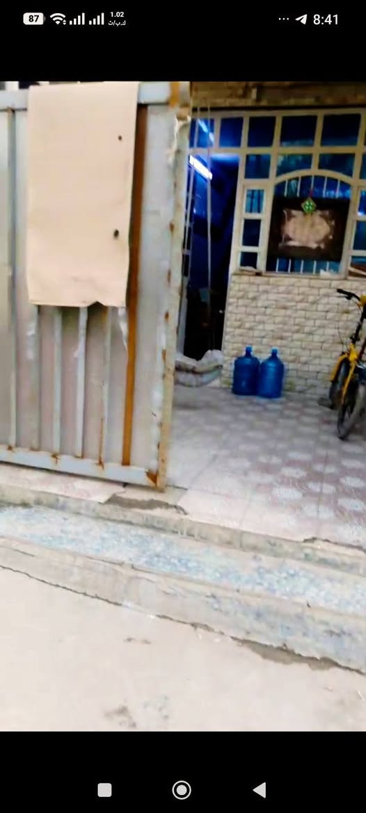 متوفر بيت للايجار في منطقه الامين الثانيه نهاية شارع الرياض مساحة80 متر مربع للاستفسار الاتصال على الرقم التالي 
‏‪***********‬‏
