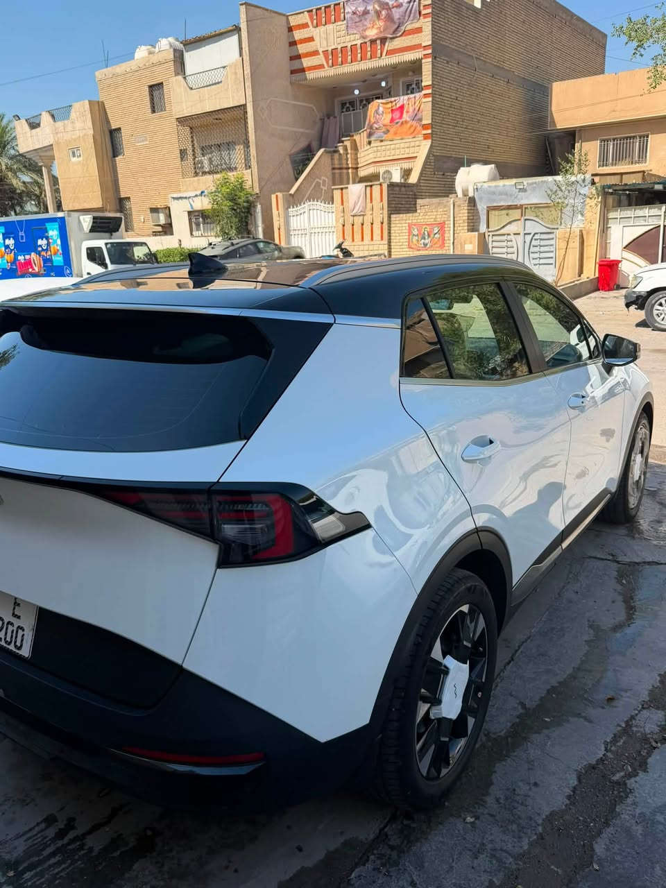 كيا سبورتج 2026  خليجي دركة بيضة
🔥داخل ابيض جلد + تبريد و تدفئة كشنات
ماشية 11 الف رقم بغداد 
محرك 4 سلندر سعة 2000cc دوش كير اي تي
قمارة حديد
حساس امامي وخلفي
تحكم استيرن جهتين
تبريد قطعتين
شاشة متصلة
كامرة خلفيه دوارة
صندوق كهرباء
شاحن واير ليس
بصمة تشغيل وبصمة ابواب
تشغيل عن بعد
شفتات كير
مري كهرباء
مقاعد جلد تدفئةو تبريد كهرباء
ويل كب 19انج
اوتو هولد
مود درايف
لد نهاري كشافات أمامية
بغداد زيونة
رقم الهاتف  
السعر243
***********
