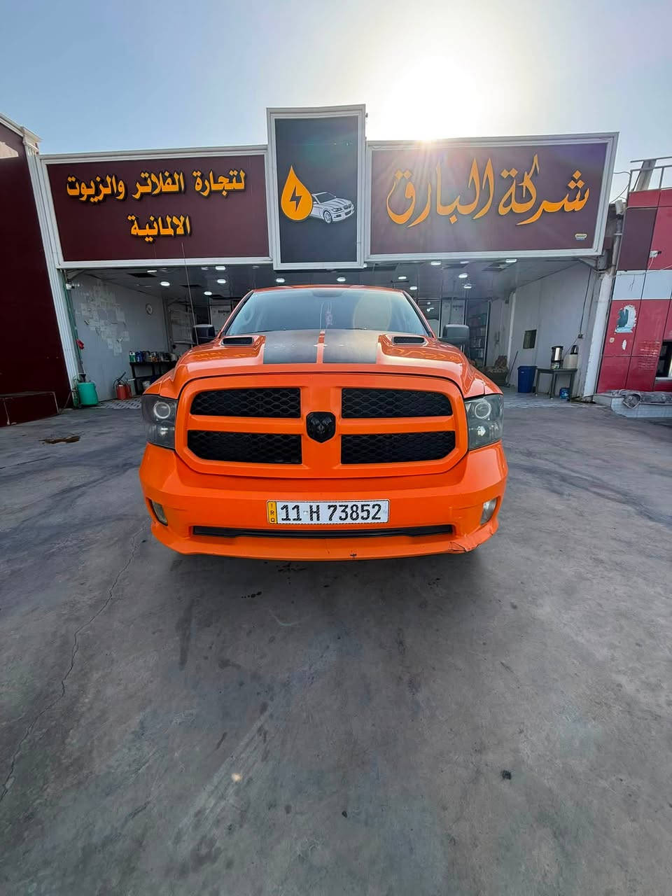 السلام عليكم للبيع دوج رام موديل 2019 ماشيه 57 مكاني ذي قار السعر 225  رقم الهاتف ***********

نص مكتوب في الصور:
- 100e_eo