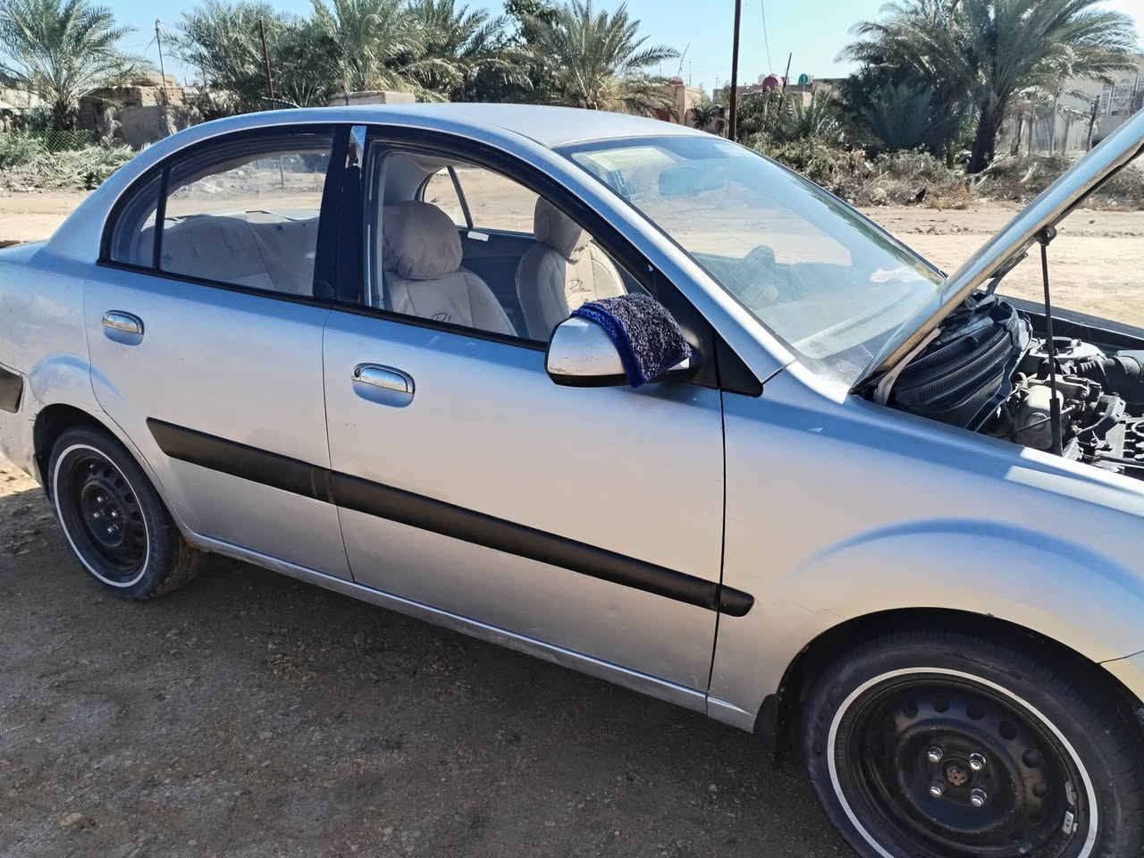 السلام عليكم سياره كيه ريو خليجي مديل 2006كير محرك تبريد حداديه شرط مكفول مشروع وطني رقم مميز سياره جاهزه السعر 65وبيه مجال لشراي مكان ناصريه سيد دخيل رقم الهاتف *********** ما متواجد فيس فقط تصال
