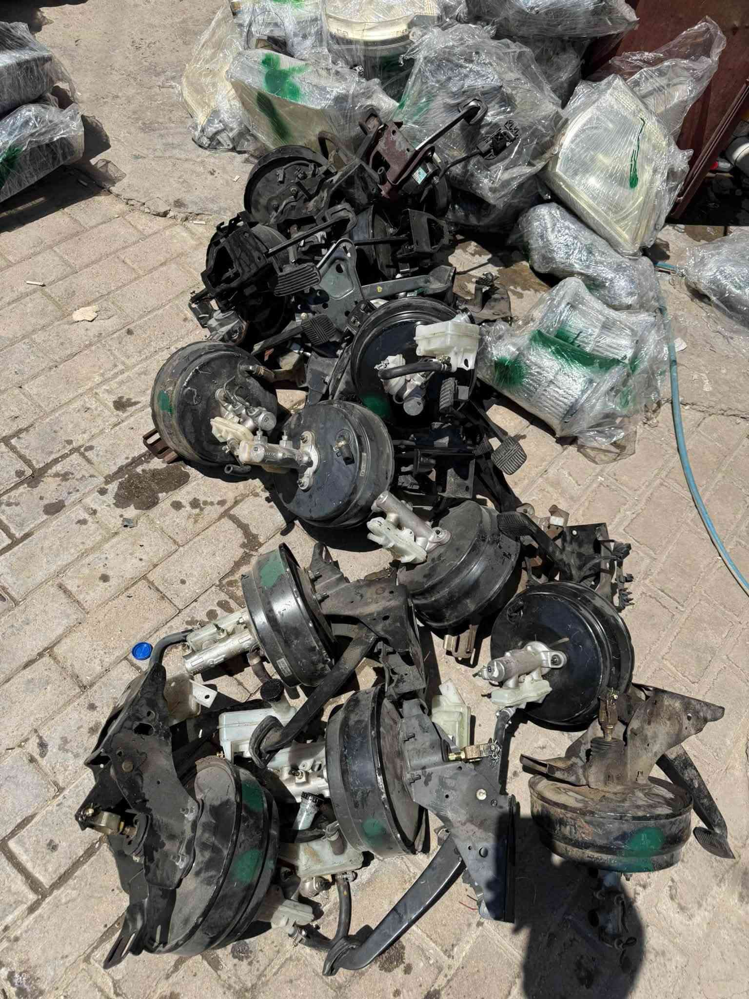 يتوفر لدينا قطع غيار نيسان أورفان /هايس تفصيخ +جديد2026/9/15
العنوان بغداد فلكة حي النصر قرب المشاتل 
يتوفر توصيل كافة أنحاء العراق 🚛
للاستفسار ***********
سعر خاص 🙏

نص مكتوب في الصور:
- الثلاثاء ***********