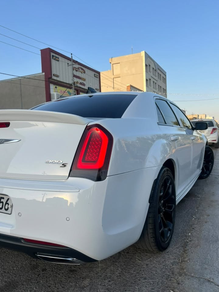 ئؤباما٢٠١٨S
سيارة Sفول
سيارة داخل كلين 
بس بل اربيل شبر بونيد بي سبغ 
لا دواخل لا ارباك 
كندي سيارة 
سيارة ماشي٦٢
سيارة حساسات خلفي امامي 
سيارة فول 
گير محرك كلة بشرت 
سيارة حيل حلوو جديدة 
***********عندي واتساب
