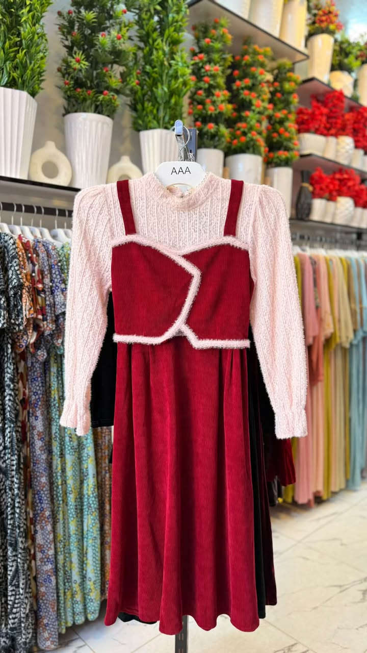 فساتين مناسبات وطلعه 👗👌
الاسعار من ال 5 الف إلى ال 15 أغلى قطعه 
العنوان سوق سومر بعد الاستداره الثانيه ب 50 متر على اليمين
