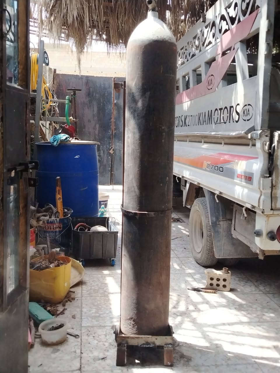 سلام عليكم بطل غاز أوكسجين حجم كبير مع العربانه *********** ويوجد توصيل
