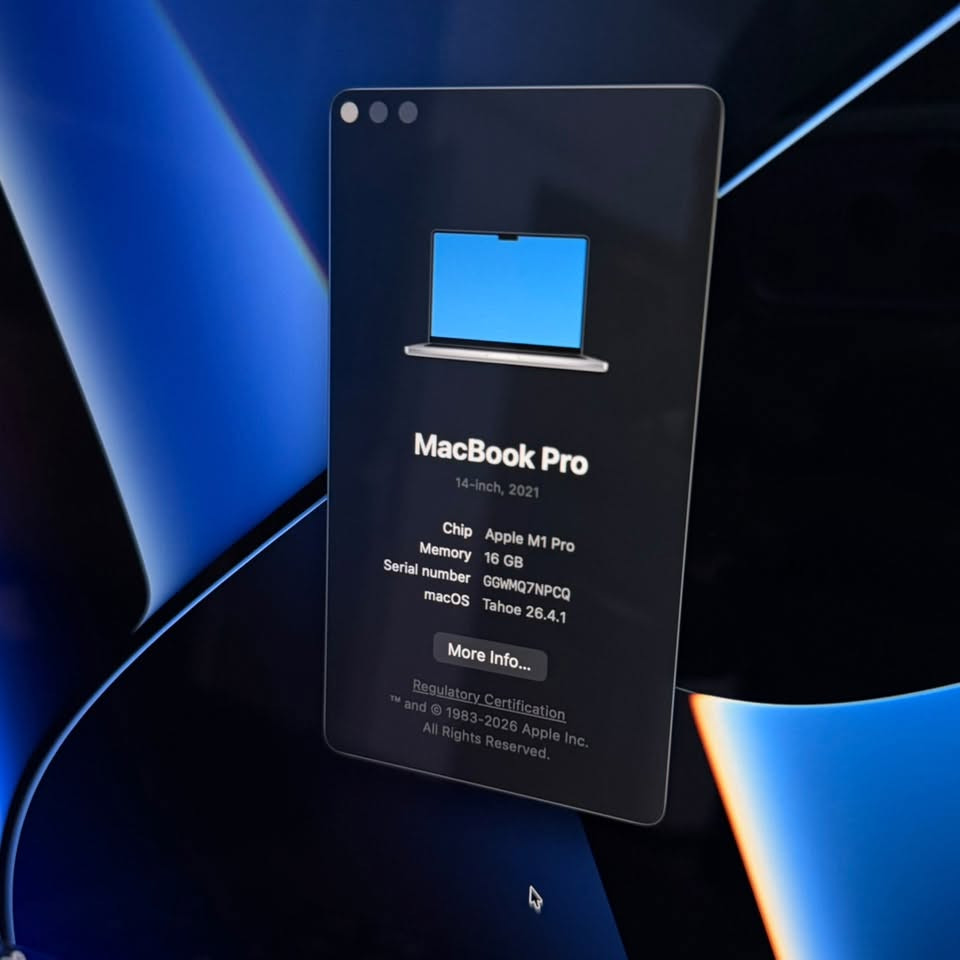 ماك بوك m1pro شريحهPro لون سبيس قري  نظيفف استعمال شخصي ويا شاحنه اصليه وكيبل اصلي ويا جنطه اصليه امريكيه وجلاد كيبورد حمايه اصلي وكفر شفاف سلم اصلي  السعرمليون و400   وبي مجال بسيط *********** بي ضمان 
Ram16 gb 
512tb
14 inch 
88🔋￼
