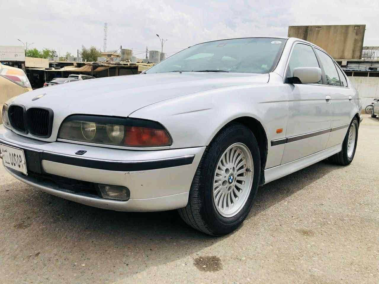 BMW 530i 2000
سەیارەکە ساغە
کۆدی بۆ کراوە

دەبڵ دیجیتاڵە 

سوکان ڤۆلیۆم 

کوشن هیتەر

گێڕ و مە کینە بە شەرت 

تازە ڕۆن و هادرۆلیکی گێڕ و مەکینەی گۆڕاوە

تاقم پێش و دوای چرکەی تیا نییە. 

لە سلێمانیم

***********
