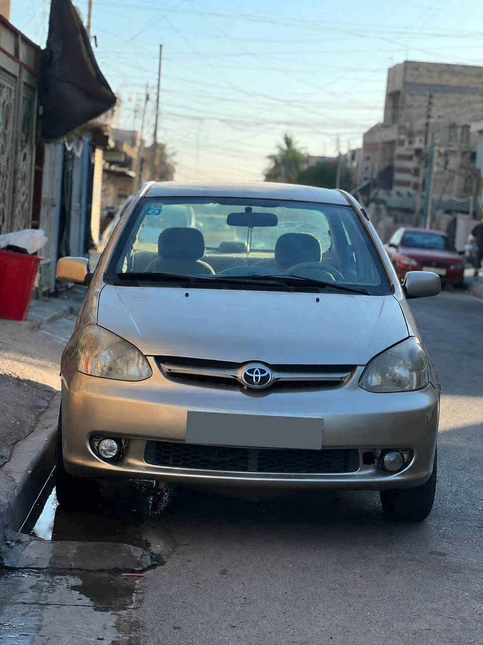 سلام عليكم ورحمة الله سياره تيوته  ايكو موديل 2005 كير 
 رقم بغداد مكينه شاصي مكفول  سياره الون شمباني 
سياره معمره تعمير عام.سياره كير عادي ستفسار ***********
سعر 60 قفل
