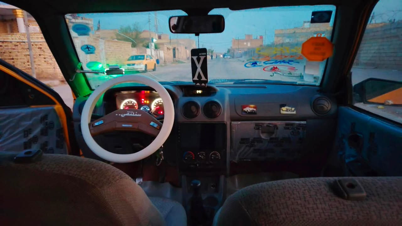 السلام عليكم سياره البيع سايبه موديل 2018كفاله من ضربه وتبديل مكينه وكير كفاله حداديه جديده تخم تاير جديد تبريد شغال ثلج كهربايات كله شغاله سنويه 2028 مشروع وطني مصفره هيئة وغرامات السعر 36 وبيه مجال الشراي رقم الهاتف*********** متواجد واتساب العنوان ميسان العماره

