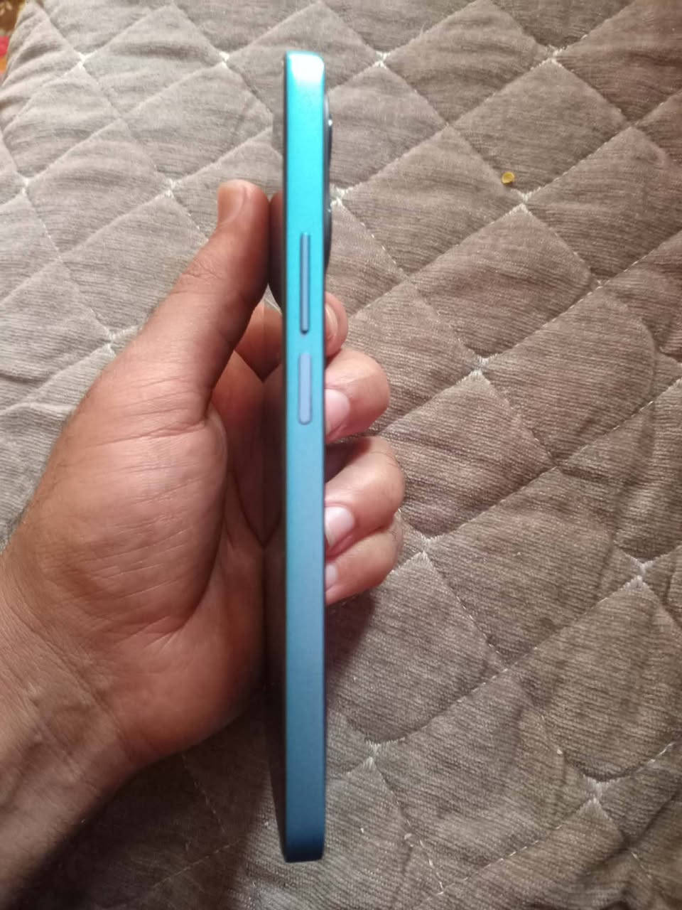 HONOR X8a
ذاكرة 128
الذاكرة الداخلية 8وتكدر اضيفله اذا تريد 
فقط لمس مفطور والجامه مال كامرا واضح بالصورة سعره 100وبي مال شراي اتصل 
***********

نص مكتوب في الصور:
- حول الهاتف 8 MagicOS اسم الجهاز HONOR X8a المعالج المركزي MediaTek Helio G88 ذاكرة الوصول العشوائي ٨,٠ غ.ب + HONOR RAM Turbo دقة الشاشة ٢٣٨٨ x ١٠٨٠ البطارية mAh 4500 المساحة الفارغة ١٠٤,١١ غ.ب الإجمالي ١٢٨ غ.ب وحدة التخزين الداخلية الموديل CRT-LX2