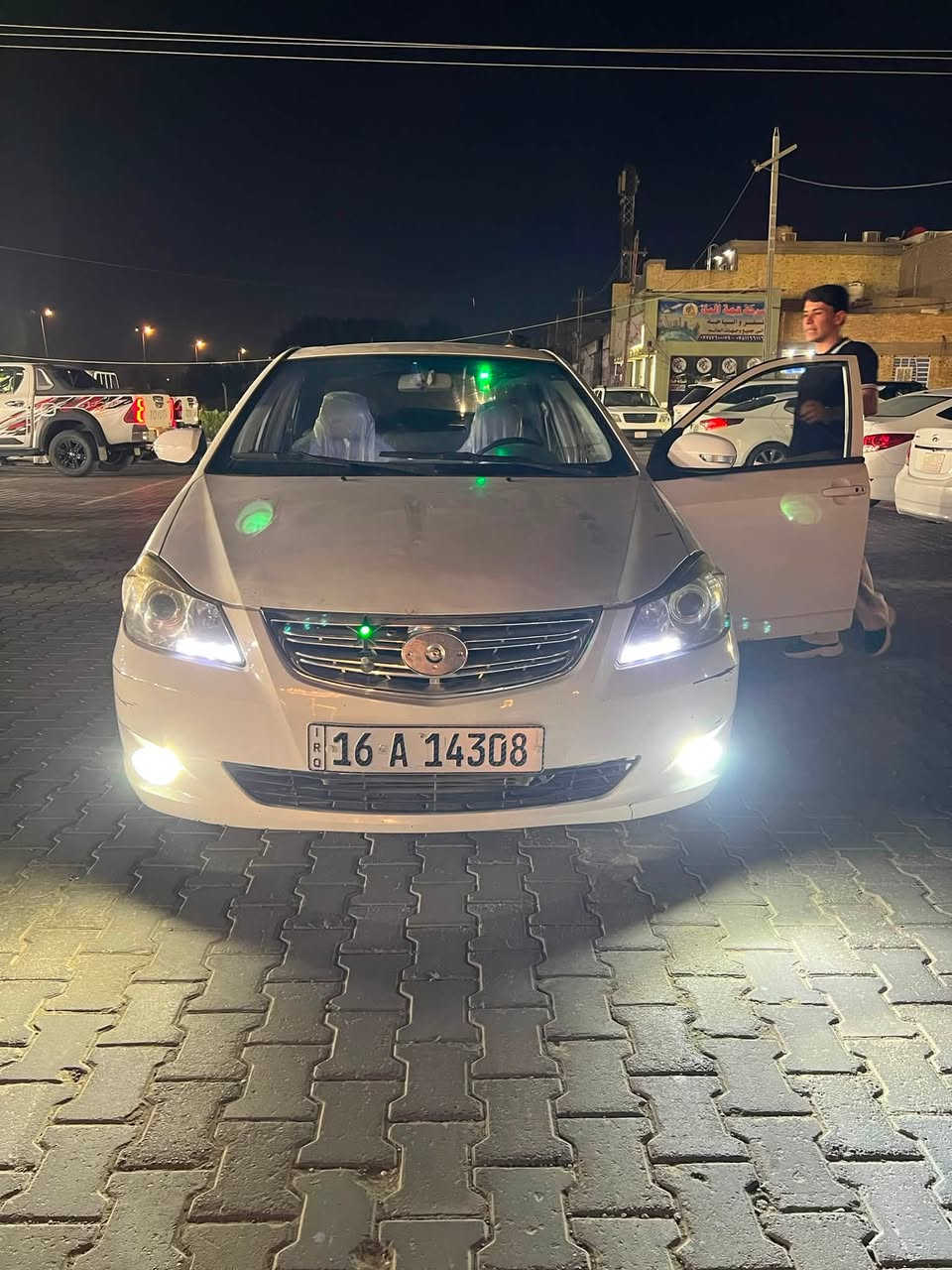 بي واي دي • ٢٠١٣ • زنون