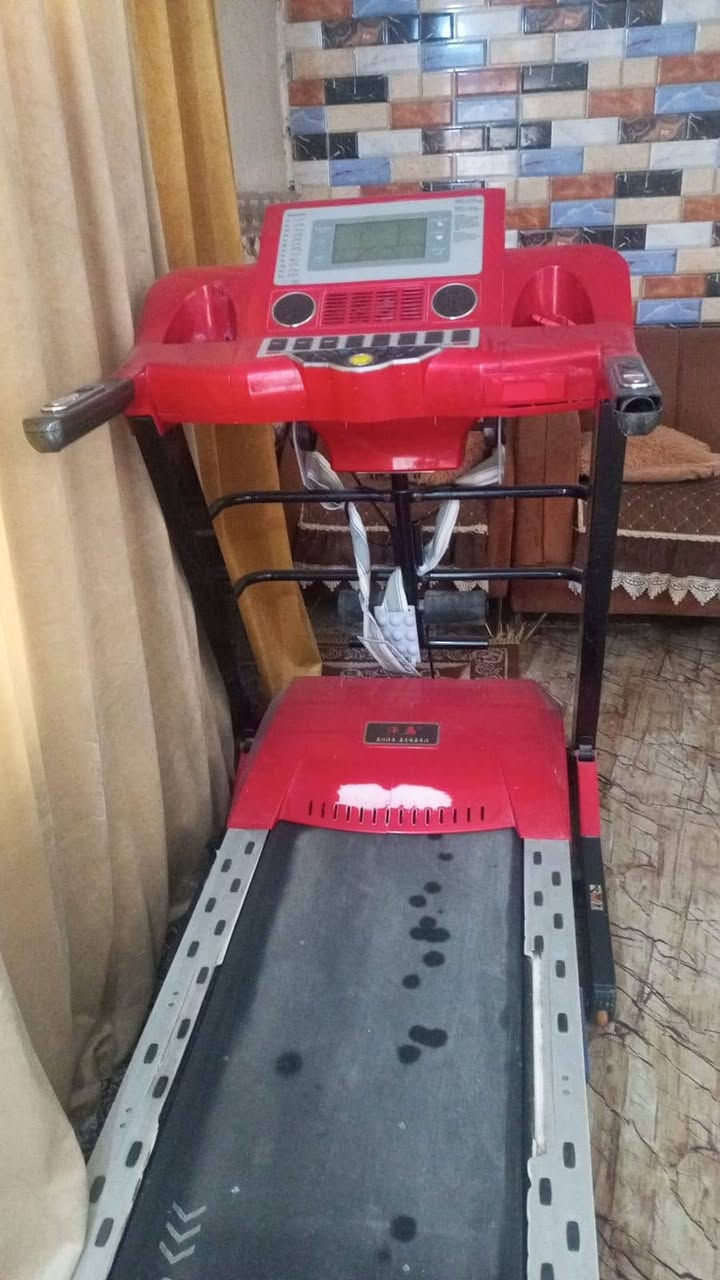 جهاز جري للبيع سعره 200 وبي مجال رقمي *********** بي واتساب
