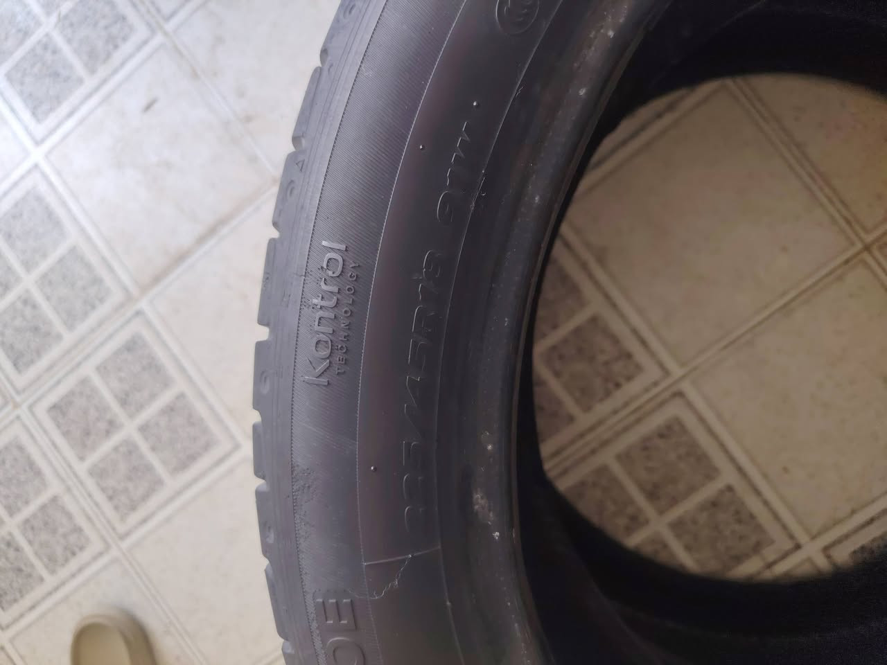 زوج تايرات
235/45/18
زوج تايرات
225/45/18
السعر 100
***********
