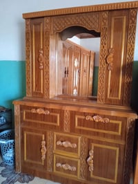 غرفة نوم • نظيفة • للبيع