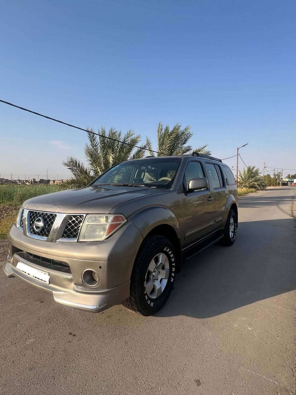 نيسان باثفندر
2007
SE
مكينة وكير مكفولات
فور ويل
لايت زنون
تبريد قطعتين
سيارة جاهزة 
للاتصال 
***********
