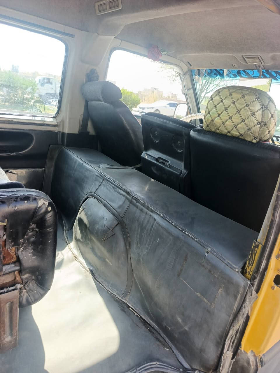 السلام عليكم كيه هونداي موديل 96للبيع محرك 3000نضيف وكير نضيف بس بيها ونه بل اكسل فقط مكاني موصل بيسان شرعيها موجود ابيع نقد فقط مابيع اقصاد للاستفسار اتصل***********
