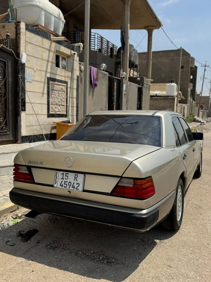 🚘 للبيع دب 300 مـوديل 90 🇩🇪🔥
🕷️ عنكبوت بلاد (قبق أسود).

✅ قواعد ودبل بلادية سليمات.

🪑 غرفة كاملة جلد بيجي كهربائي.

⛽ عليها إدامة لمنظومة البانزين كاملة.

🔧 حدادية جديدة شرط.

🛞 تخم تاير جديد.

🔄رقم (أنبار) مداور ثاني يوم.

✨ السيارة وارد امريكي، نظيفة وجاهزة على الشرط.

$80 وبيها مجال بسيط.

📞 للاستفسار  ‬ ‭***********

— في ‏السماوه - العراق‏.
