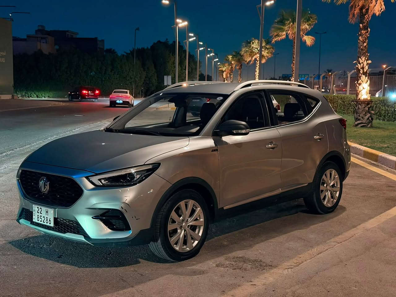 السلام عليكم
MG ZS للبيع 2023 رقم اربيل ب اسم تحويل ثاني يوم السياره كلش نضيفة وماناقصها شي 
صدرها جديد
تخم تاير جديد
تبريدها ثلج كير محرك مكفوله
حادث السياره:تبديل باب السايق +شبر  بل جاملغ الامامي
سعر السيارة 99$ مجالها جدا بسيط حك الجية
مكان السياره بغداد الغزالية
خط:***********
واتساب:***********
