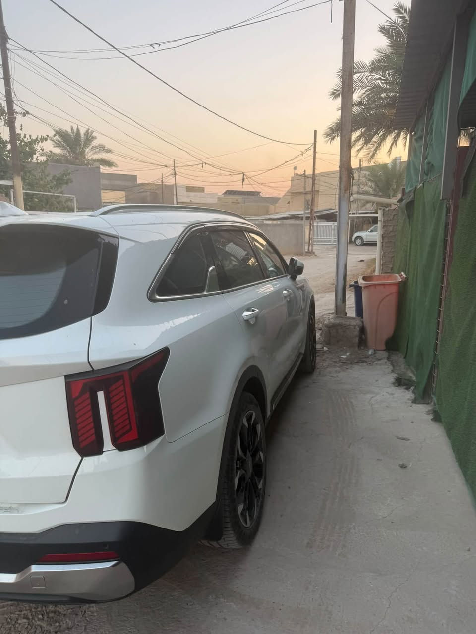 السلام عليكم 
سورنتو 2024 رقم بغداد خليجي بأسمي بانوراما ويل 20 السياره ماشيه 39 تخم تاير وبطاريه قبل 21 يوم بالضبط السياره شخطين زغار بالباب الخلفي جهة السائق والباب الخلفي جهةًالصدر وموضحه بالصور مكان السياره بابل السعر 285 وبيها مجال 
للاستفسار الاتصال على الرقم *********** اتصال شبكه او واتس فقط وشكرا لكم ونأسف على الاطاله
