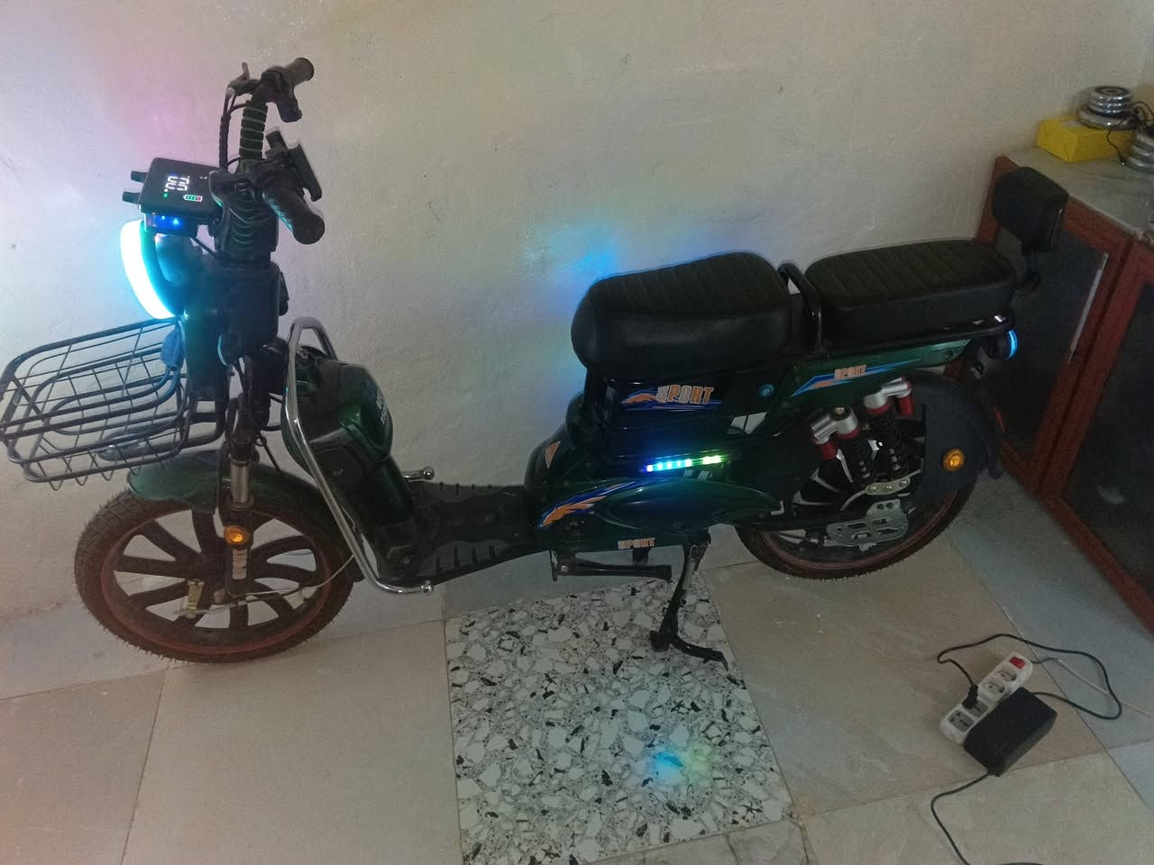 للبيع بايسكل اخو الجديد نظيف سعر 400 ومجال شوي باتري تعبان عنوان اربيل قوشتبة مخيم للاستفسار واتساب ***********
