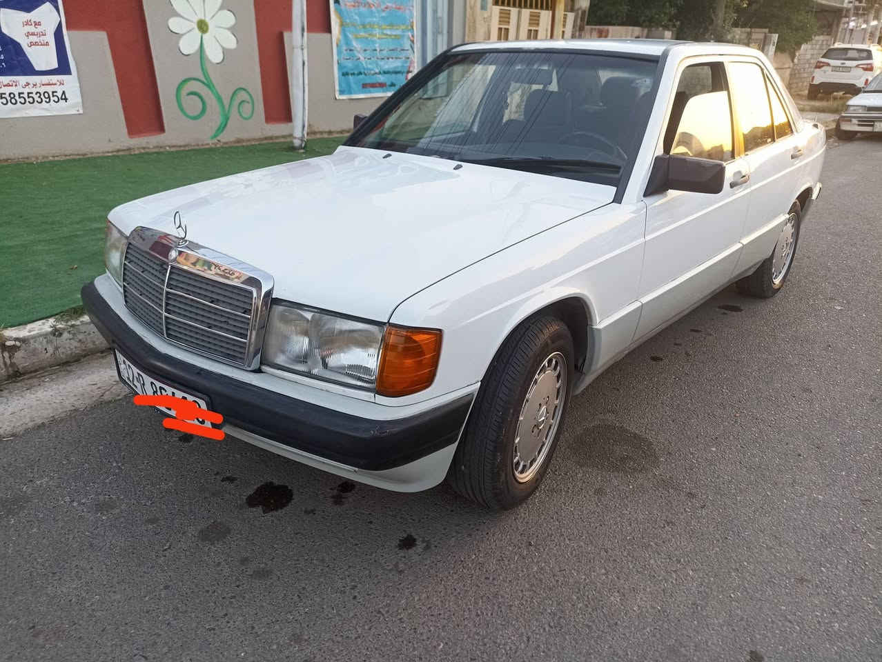 مارسدس  ١٩٠ موديل ١٩٩١ بدون صبغ بدون ضرر مكينه ٦ونجي تيوتا كير توماتيك جامات كهرب قفل مركزي سلايت شغال منضومه تبريد بيها رقم دولي نينوى سنويه عضم غرفتها جديده طخم وتايرات نضيف سعرها ٤٦وبيها مجال للشراي ***********الشراي يتصل موصل جانب الايسر
