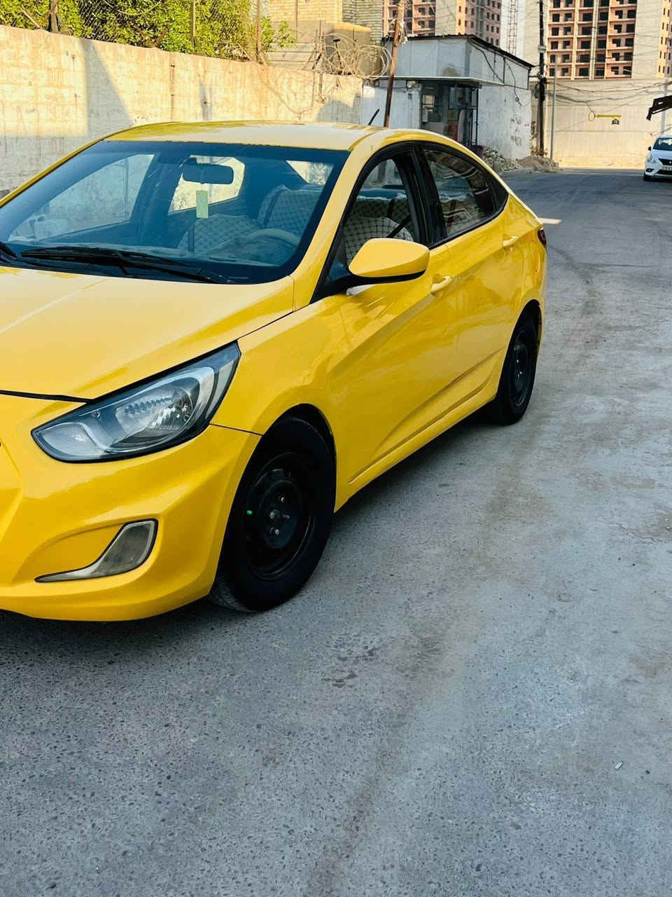 السعر65 وبيها مجال
اتصال ***********
مامتواجد بلفيس 👍🏻
مواصفات السيارة
نص فول غني عن التعريف
سلام عليكم اكسنت2014 كير ومحرك وحدادية كفالة تخم تاير جديد مكفولة السيارة  رقم بغداد محرك 1600 المرغوبة
