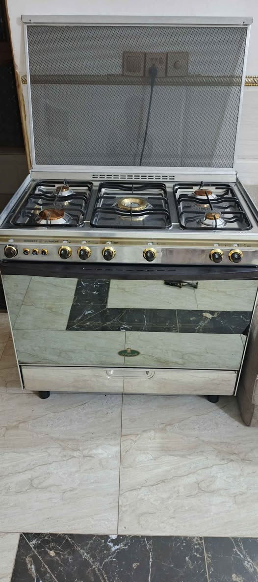 طباخين مصريات كريازي فريش شغالات نار وافران كهربائيات مستعمل شي بسيط  رجاء الي مو شراي لا يتصل  *********** هاشمية, بابل
