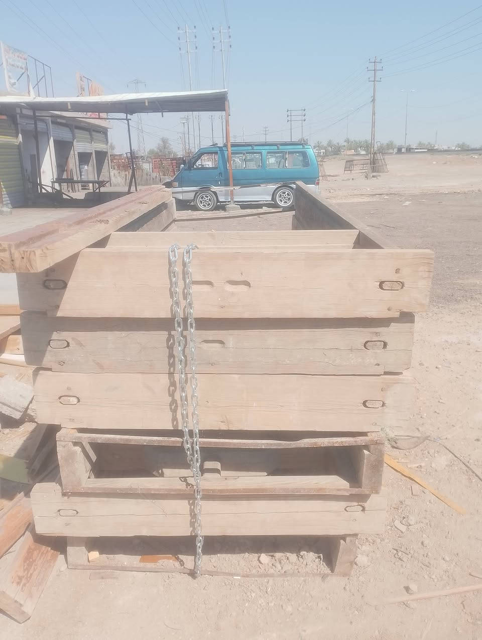 عندي جراجيب للبيع أرتفاع 2.5 عرض 1 متر العدد 6 سعر الجرجوبه الواحده ب 50،، *********** ***********
