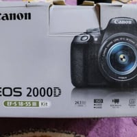 كانون D2000 • عدسة 18-50 • زوم 70-300