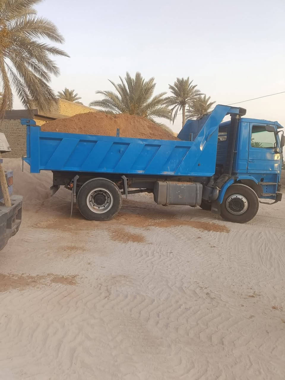 السلام عليكم ورحمه الله
السكانيه موديل 91مكينه12ونص جديده كير خمسه ب بخمسه على الشركة اسكن جي اف حديث 24
مكفوله كفاله عامه السياره باسمي 
هذا رقمي
***********
