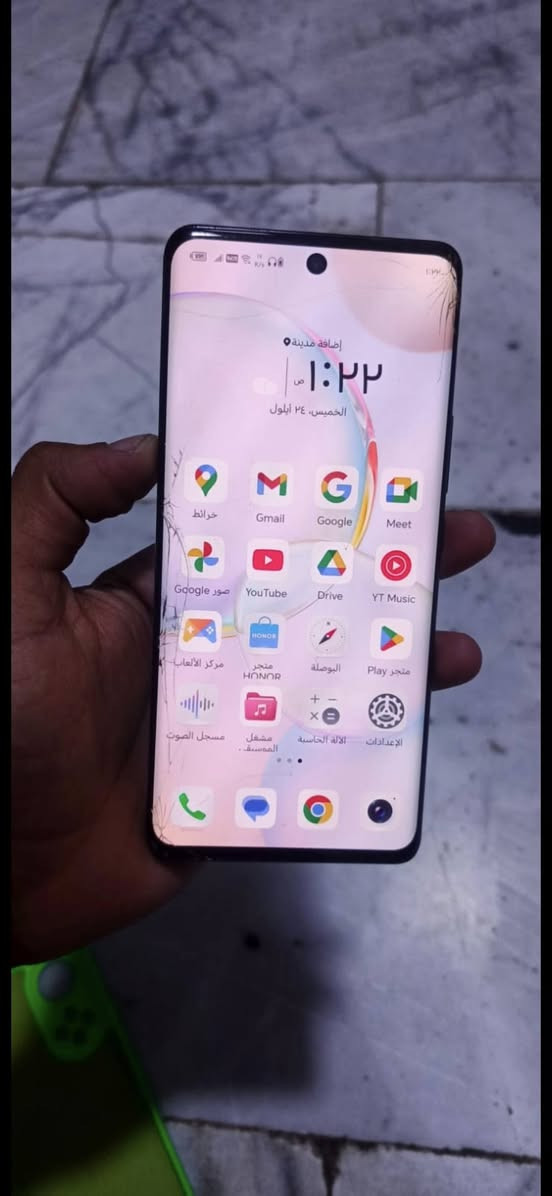 السلام عليكم
🟢جهاز   HONOR 50

🟢ذاكره 256 العشوأيه 8

🟢يدعم ال 120 Hz

🟢الجهاز نضيف ما بي اي شخط بلضهر لون الضهر فضي لامع

🔴الجهاز بي فطر بلكلاسه تتبدل ب 20 الف يم الوان

🟢ما اكو اي خلل عدا هاذ الفطر ارجو الفحص يم اي مكان قبل الشراء

🟢ملحقاته شاحنه وكيبل فقط

⚫سعر الجهاز 180 الف بي مجال بسيط

🌍مكان الجهاز كربلاء التحدي قرب بانزين خانه السلطاني

للاستفسار اكثر ***********

نص مكتوب في الصور:
- حول الهاتف اسم الجهاز HONOR 50 الموديل NTH-NX9 رقم الإصدار 7.1.0.346(C185E1R3P2) GPU Turbo إصدار MagicOS 7.1 إصدار الأندرويد 13 IMEI 861997052993024 861997053015405 المعالج المركزي Qualcomm Snapdragon 778G ذاكرة الوصول العشوائي ٨,٠ ج.ب + ٢,٠ ج.ب HONOR RAM) (Turbo وحدة التخزين الداخلية المساحة الفارغة ٢٠٧,٥٤ ج.ب الإجمالي ٢٥٦ ج.ب دقة الشاشة ١٠٨٠ x ٢٣٤٠