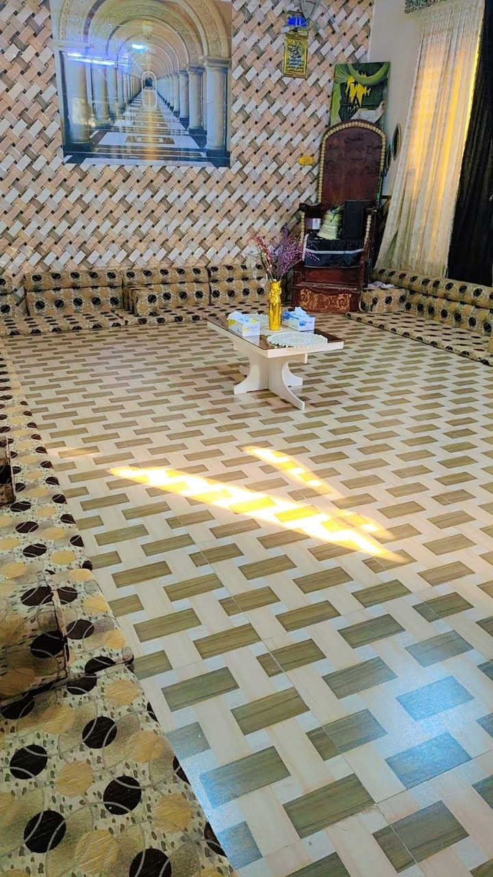 ديوان • نظيف • ١٠ دوشگ