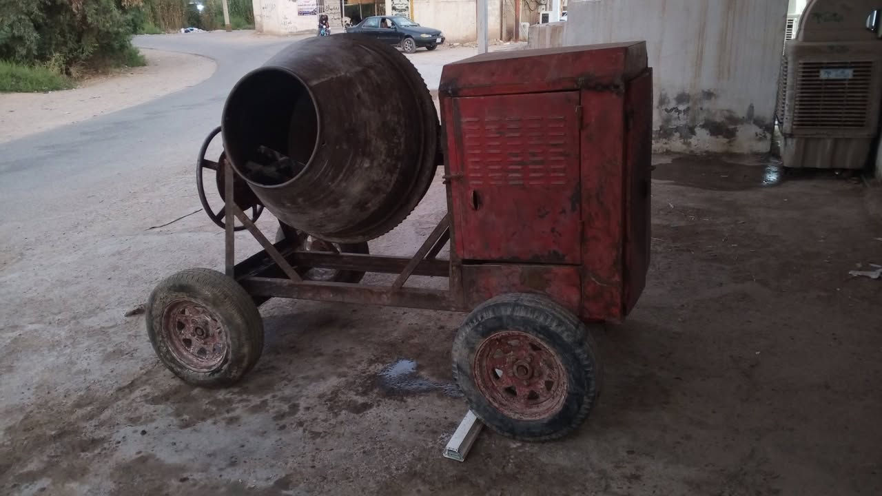 خباطة للبيع نظيفة محرك جديد
السعر / مليون ونص بيها مجال بسيط 
الرقم /***********
المكان/ ديالى الخالص
