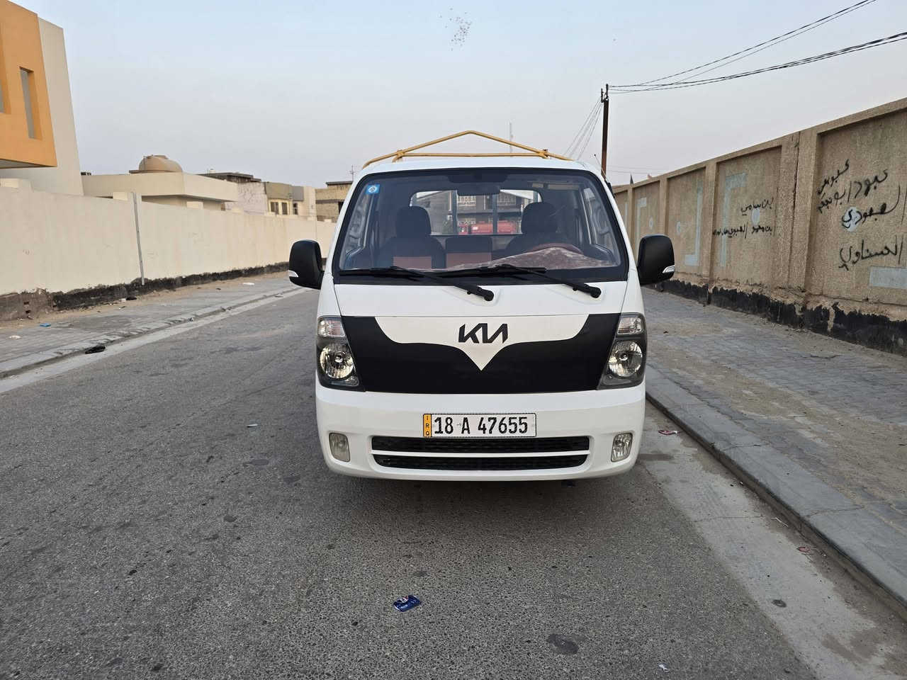 السلام عليكم سياره للبيع كيه ٢٠١٨ السياره جاهزه من كلشي حداديه كير مكينه كفاله تخم تاير السياره جديده مال جناي السعر ١١٧ وبيها مجال مكاني في كربلاء الاتصال ***********
