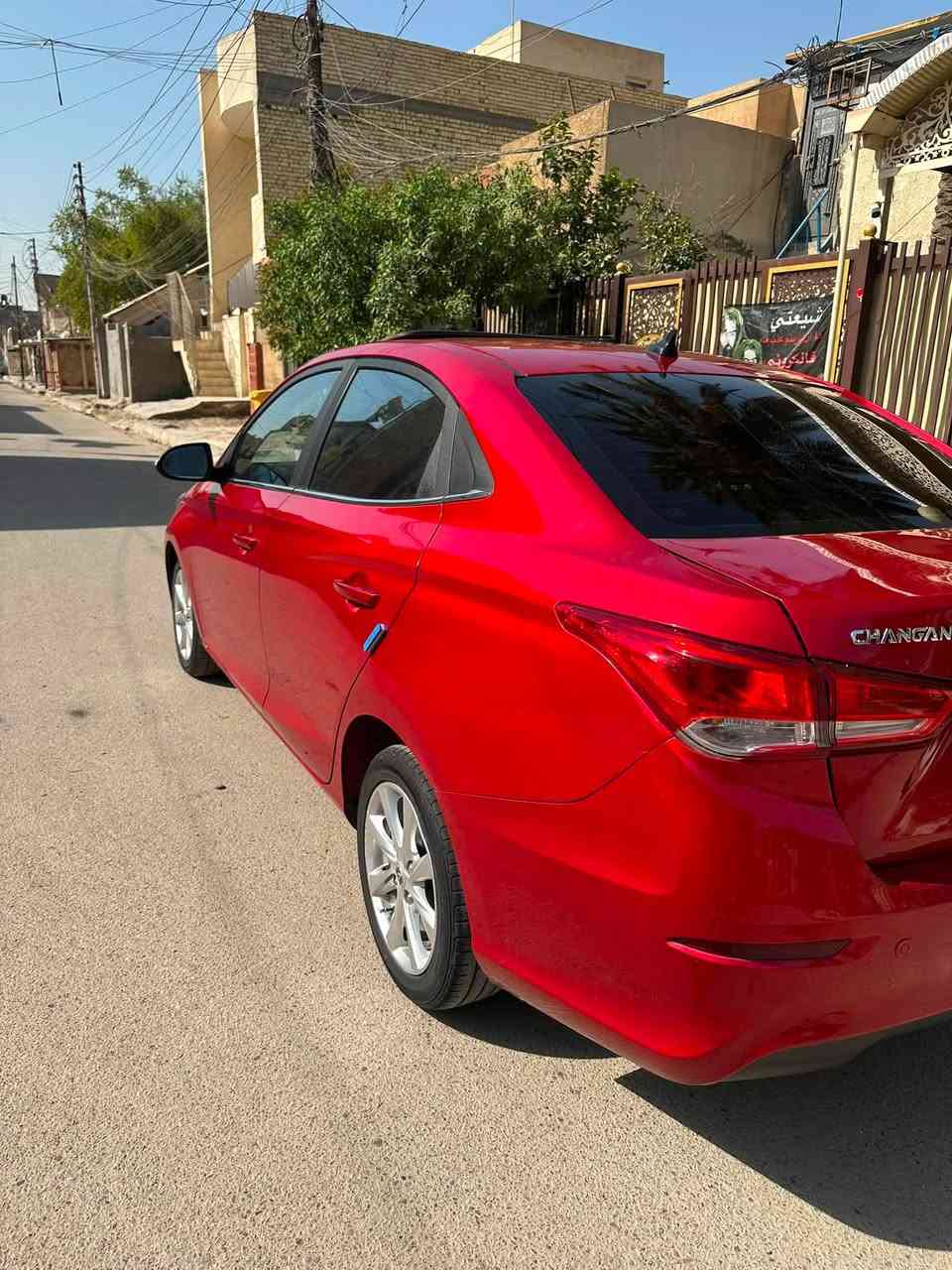 السلام عليكم للبيع سياره شانجان فئه L7   شاشه كامره خلفيه فتحه حساسات تحكم ستيرن  السياره
فتحه 
كشنات جلد
اشاير مري 
مانع انزلاق
حساسات خلفيه 
سياره مال جناي  بيه بارد صبغ جوه قبق البانزين شبر موديل 25 رقم انكليزي بغداد تحويل مباشر بمكاني
رقمي ***********
