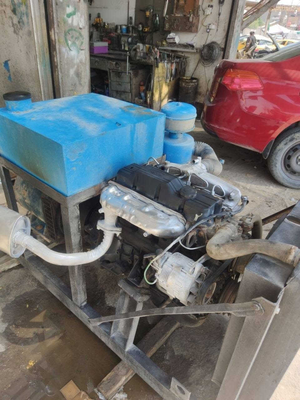 السلام عليكم  مولده كيه 30KVA نظيفه جدا سعرها 15 ,ورقه  شغلها درجه اولى طبك كوبلن محرك 2701 مكانها بل حله قرب غرفة التجاره 
***********
