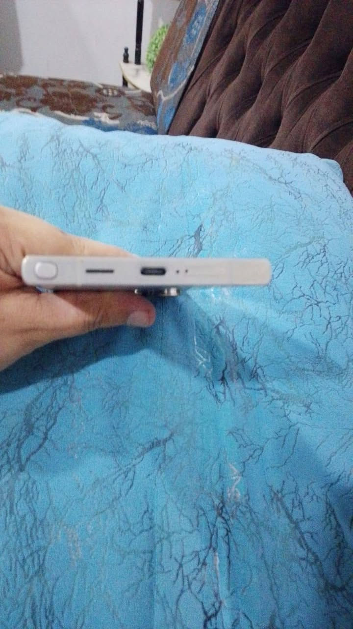 جالاكسي S24 • نظافة ١٠٠/١٠٠ • بغداد