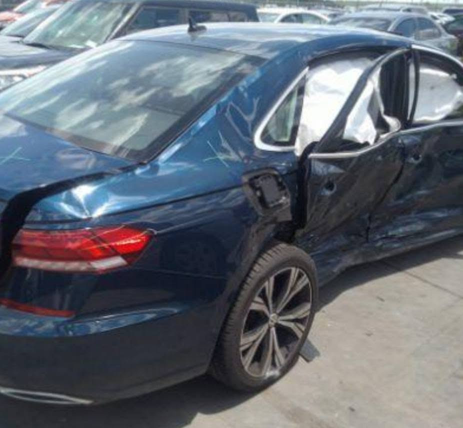 (للبيع او مراوس)
VW PASSAT SE  2021

مراوس وابيع

فولكس واكن باسات 2021

محرك 2000تيربو 

حدادية جيدة

مكينه جديدة مامفتوحه

مواصفات ...... 

دخول ذكي

توقف ذاتي

رادارات جانبية 

كامرة

شاشة كبيرة 

بصمة

فتحه سلايت 

تدفئة كشنات 

تبريد قطعتين

السعر 150$ 

***********

سياره معوقين

نص مكتوب في الصور:
- k_nnl_99