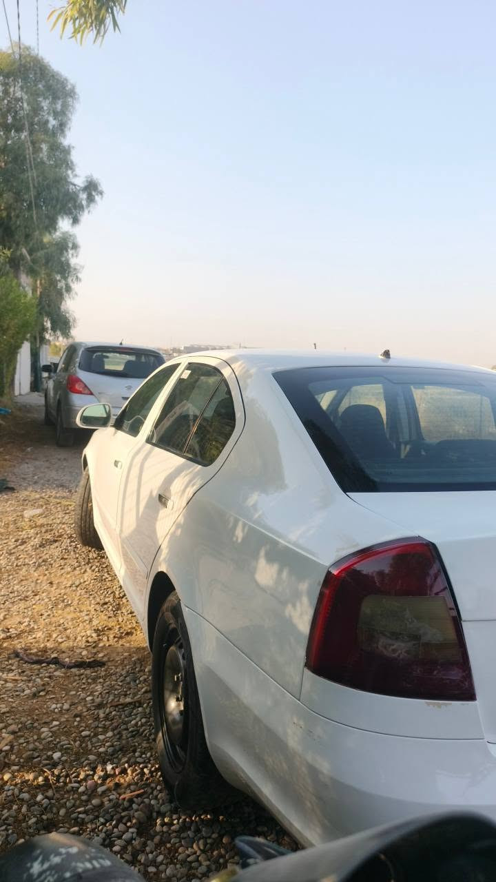سكودا ٢٠١٢توماتيك
مكينه ١٦بي تؤربؤ
رقم و سنوي نوئ
تاكسي كرايتة خسوسي
جةمبي خفيفي بيشي هةية
سعر55و معملةكي كةم
*********** أربيل, العراق

