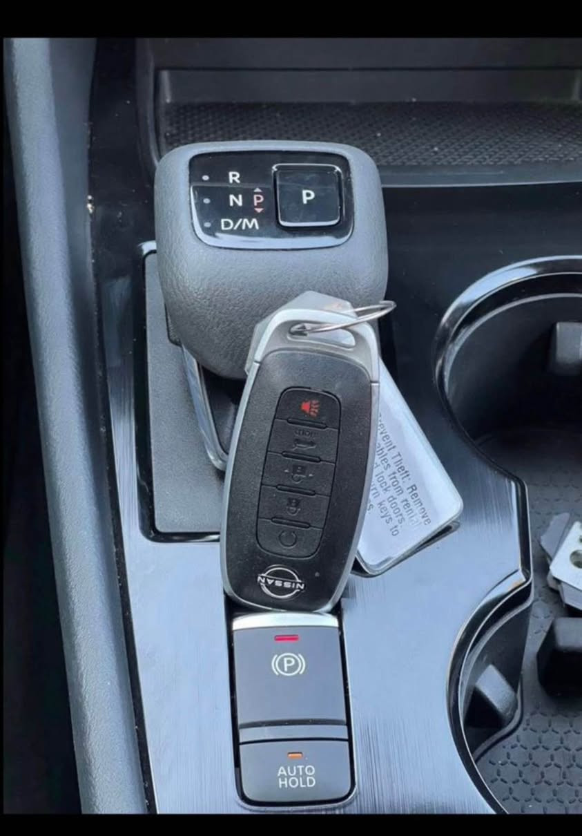 Nissan Rogue 2024  SVawd شکڵ نوێ 
سعر🔥🔥🔥 136$ مجال 
***********
نیسان روگی شکڵ نوێ جدید فوول مواصفات تەنها پانوراما نیە
سەیارەکە رەقەم اربیل بەناو خۆمە هەمو شتیکی تازەیە تحویل وەکالە  بەشەرت
بصمە شغال  سندوق شفط دبل اکسل گێر ماوس و وویل کرۆم ۱۸ ئینج و تەبرید لمس و مەرکەزی و کوشن کارەبای شاشە ایپادو لمس گێر لەسوکان و کوشن مخمل و
پاشو پێش لیدو زینۆن وهەرچوار دەرگا بصمە
‎راداری پێش و دواوەو ئۆتۆ ستۆپ وخەتی جادەو ئاوینە 
‎اشارەت و صماعە بۆسس و سێ مۆدی لێخورین
تاقم تایەی لۆک پاتری لۆک
چملاغ دەرگا بۆیاغە بێ ناو گرتن پێشی کامل بیلادە رادیتر بیلاد شاصی بدەنە هەموی بەشەرت نوکتەی نیە
بەردی گزۆز رادار بوابە  هەمووی بەشەرت 
رەقەم اربیل تحویل وەکالە بەشەرت 
‎گێرو مکنیەو کارەبای هەموی بەشەرت دینار مسرەفی نیە
شوێن اربیل🩸
تکایە کریار نیت سەرمان مەهێشێنە لەگەل رێزم رانية, السليمانية

نص مكتوب في الصور:
- ***********