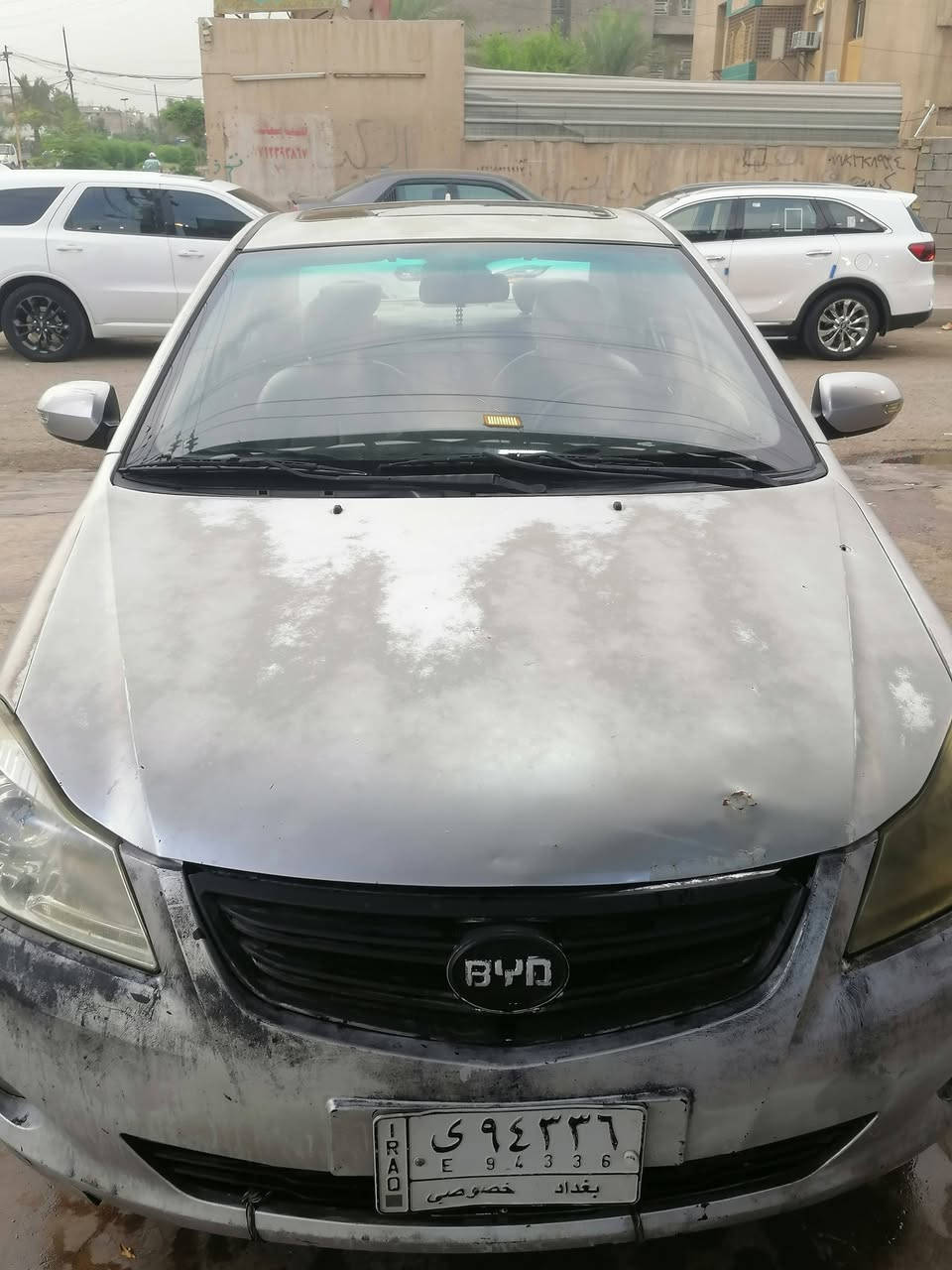 BYDسياره للبيع
استخدام شخصي 

موديل 2013 G3  
  محرك 1600 كير عادي المرغوب
 
عداد المسافة : 85  كم حقيقي 

تخم تايرات ✅ 
 ادامه كامله على السياره ✅

 بصمه  ✅ 
فتحة سلايد ✅ 
حساسات خلفية ✅
مقاعد جلد  ✅

🔴 صفحة السائق مصبوغه 

💰💰 
السعر 45 $  وبيها مجال

رقم الهاتف
 واتساب *********** 

رقم الماني بغداد
مكان السياره بغداد
