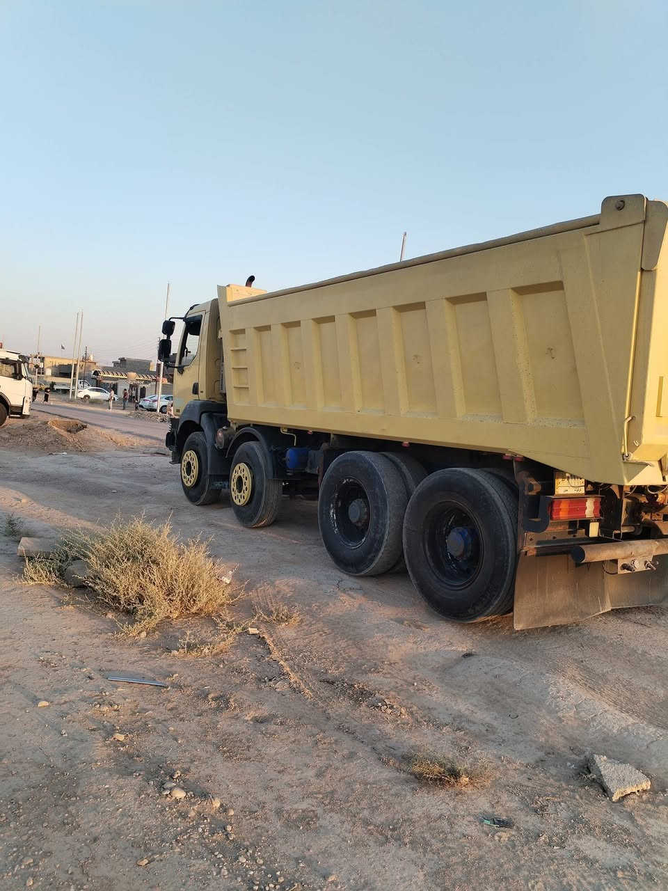 االسلام عليكم من رخصة الادمن رينو ٢٠٠٥ مكفولةكفالة عامة تخم تاير مجموعة جيف ٥٥ سيارة بلادية بدي بلادي***********
