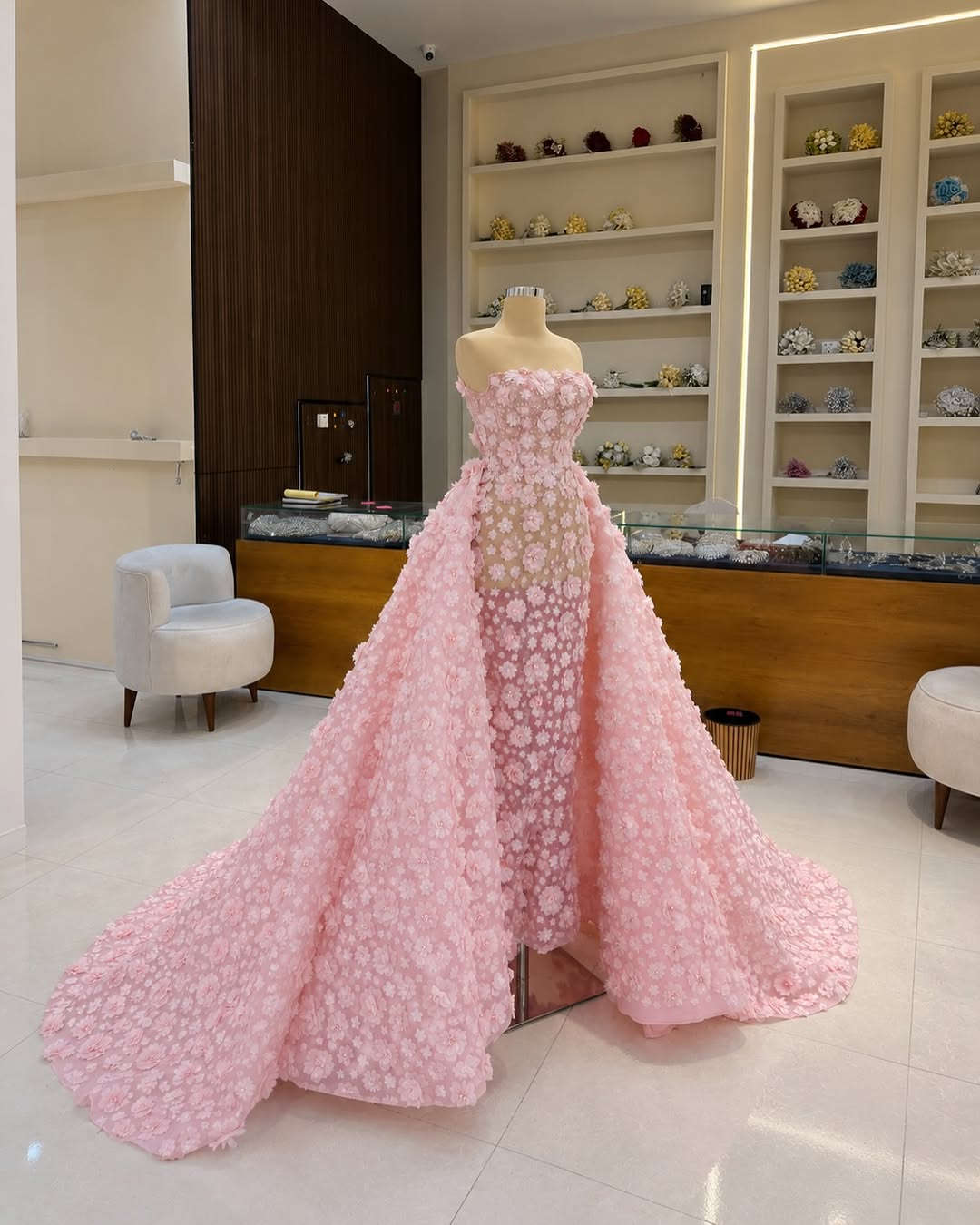 ✨ أزياء لوليتا للعرائس ✨
كل ما هو جديد ومميز من الأناقة والجمال 👗🤍

📍 العنوان: البصرة – الجبيلة
مجاور مدارس دار المعارف، مقابل لولو كاتي للأطفال

يفتح المحل يوميا من الساعه 9 صباحا الى ساعه 11 ليلاً على مدار الاسبوع 

📞 للاستفسار والتواصل: ***********

ننتظركم بكل حب في أزياء لوليتا 🤍✨

#fypppppppppppppppppppppppppppppppppppppppppppppppppppppppppppppppppppppp #explorepage✨ #artist #fypシ゚viralシfypシ゚ #ازياء
