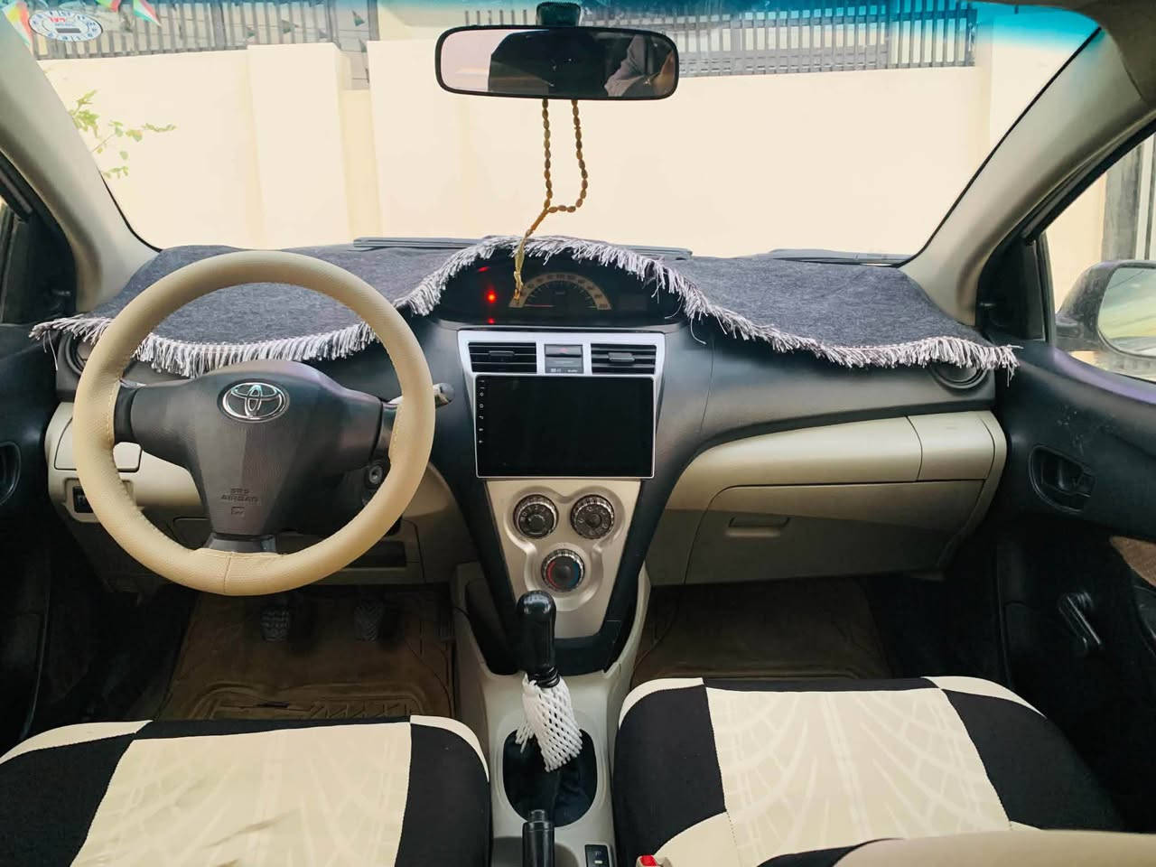 يارس • ٢٠٠٨ • جير عادي