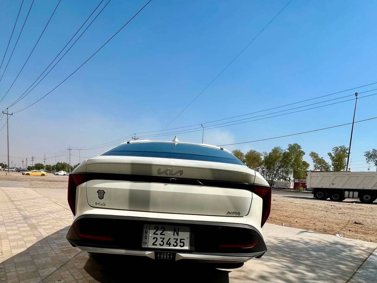 للبيع ماشيه 28     سياره نص فول
محرك 2000
السعر 182وبيه مجال 
مكان العزيزية 
***********
***********

