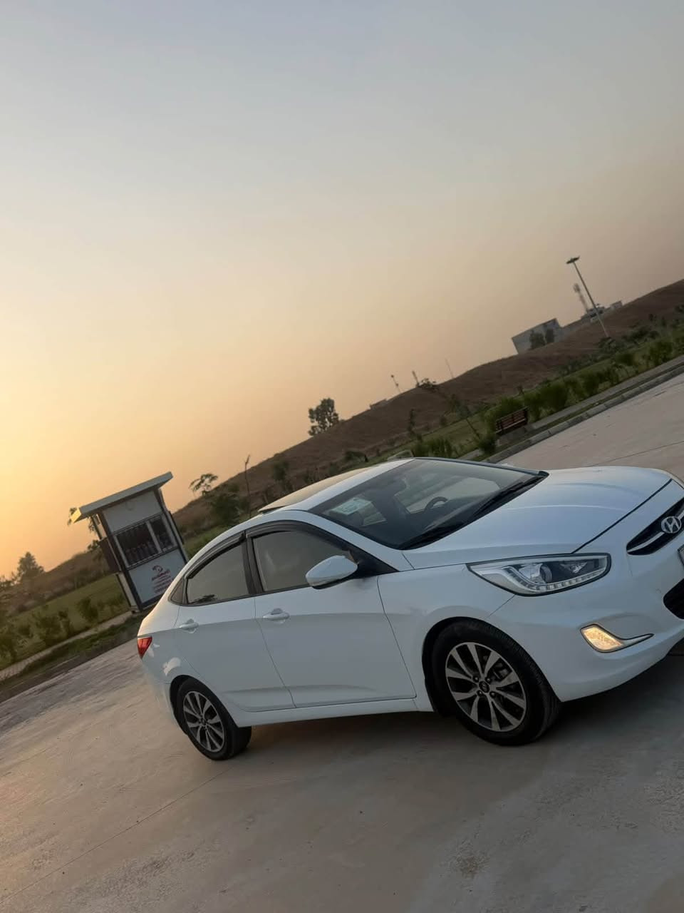 اكسنت مضلع • ٢٠١٦ • ١٥٥٠٠٠ كم