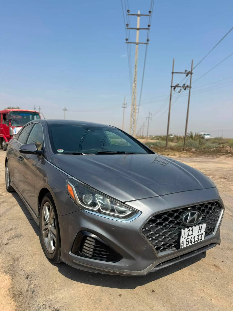 سوناتا 2018رقم بغداد وارد أمريكي 2400Gdi
السعر :120 الاتصال***********
فئه لمتدد فول مواصفات 
كشتات تتفئه
ستيرن رياضي (شفتات)
شاشه جبيرن كار بلي
رادار جانبي وأمامي 
كامره دواره
وبعد معروفه مواصفات الـ لمتدد
