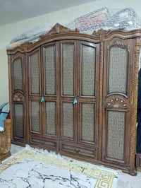 للبيع • غرفه اخشاب