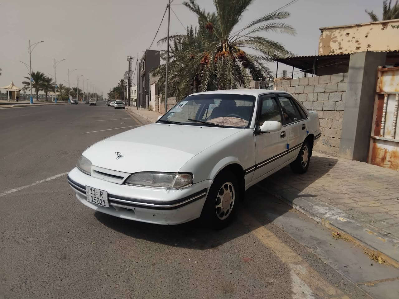 سلام عليكم للبيع دايو برنس موديل 95 السياره حلوه ونضيفه كير محرك مكفولات مصبوغه حزام بدون اي ضربه دوشمه تخم تايرات السعر 34 وبيه مجال 
السياره رقم بغداد انكليزي بسمي تحويل ثاني يوم المكان فلوجه الكورنيش ارقم الاستفسار ***********
