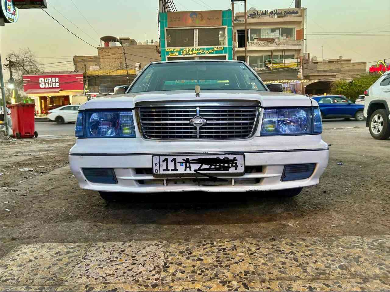 السلام عليكم للبيع نسيان سيدرك موديل 2002 ماشيه 160 وقابل لزياده كير مكينه كهربائيات تبريد تدفئه كفاله سياره بيها 3 قطع صبغ بدون حادث فقط جاملغ خلفي جهه السايق بارد السعر 65 مكانها بغداد جادريه او حي الاعلام سياره سنويتها 2029 والهزه 1/26 بسمي وهذا رقمي لشراي يشلع عيني اتصل وبي كل البرامج (***********)

