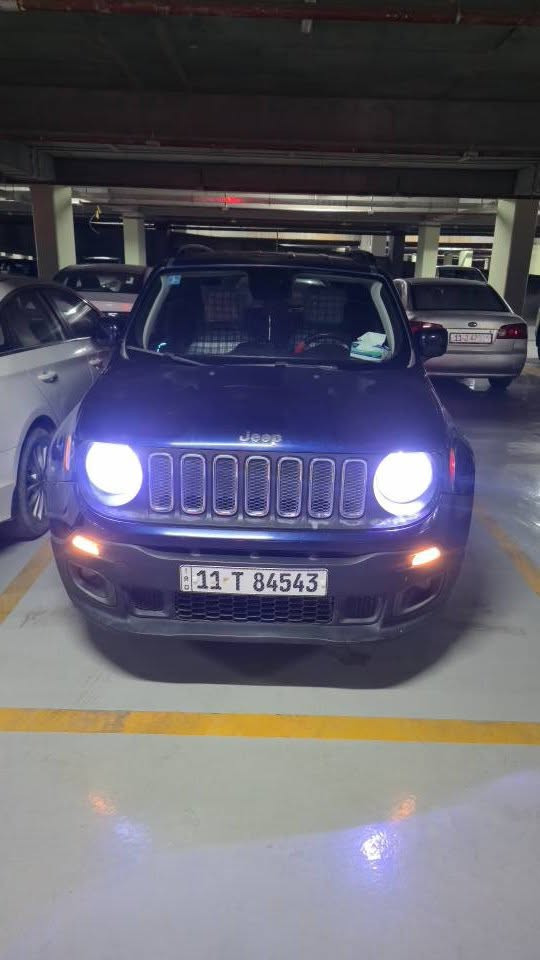Jeep 2018
 جيب رانجد 2018 فول للاخير عده الفتحة 
تحكم مري تحكم جام كلة اوتو 
تحكم دفع رباعي كير اوتو تشغيل عن بعد 
بصمة ابواب كروز سرعة
 شاشة اعطال شاشة كامرة وبعد هواي مواصفات
محرك 2400 4سلندر
حدادية جديدة  تبريد ثلج وية سويج
سيارة كفالة عامة ضرر امريكا جنطة فقط وبالعراق صار بية طخة بجاملغ الامامي جهت الراكب ونصبغ 
كفالة السيارة كلة 
رقم بغداد مداور ثاني يوم  
السيارة حلوة وجديدة كاملة ماعايزة  السعر 115
رقم الهاتف ***********
.
